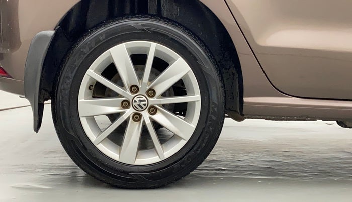 2017 Volkswagen Polo HIGHLINE1.2L PETROL, Petrol, Manual, 8,311 km, Right Rear Wheel