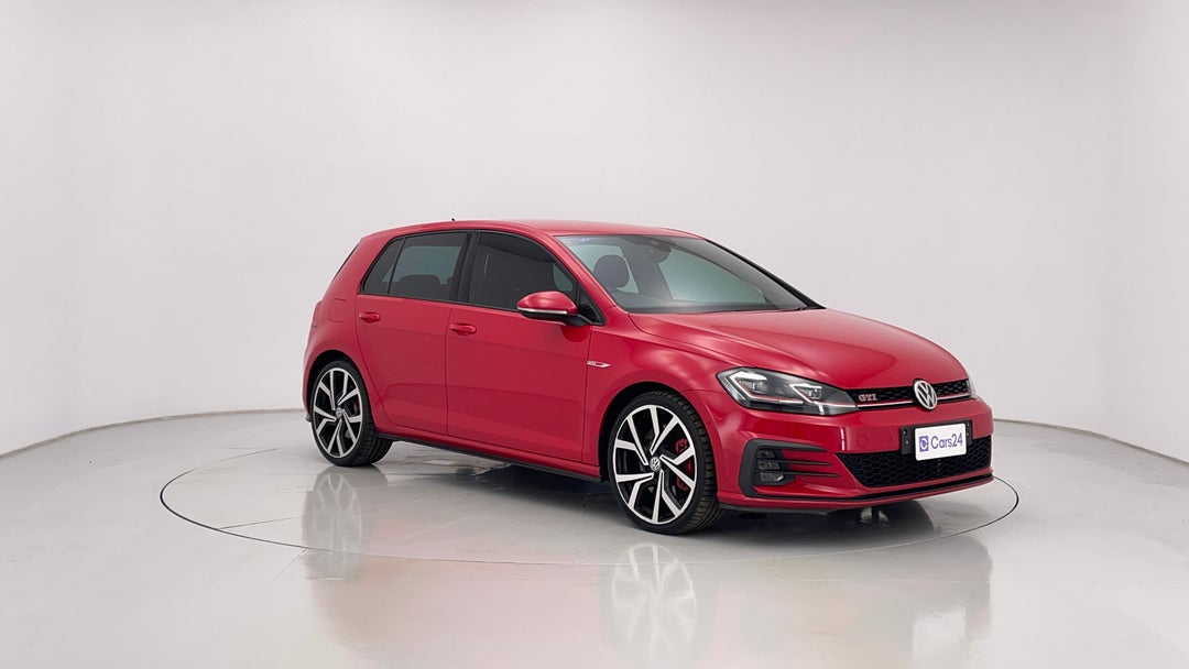 2018 Volkswagen Golf Gti, Automatic, 123164 km, Right Front Diagonal (45- Degree) View