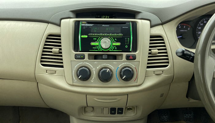 2013 Toyota Innova 2.5 GX 7 STR BS IV, Diesel, Manual, 1,58,656 km, Air Conditioner