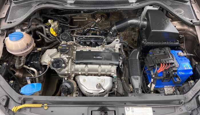 2016 Volkswagen Ameo HIGHLINE1.2L, Petrol, Manual, 98,156 km, Open Bonet