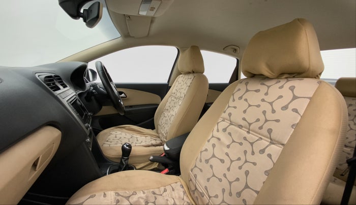 2016 Volkswagen Ameo HIGHLINE1.2L, Petrol, Manual, 98,156 km, Right Side Front Door Cabin