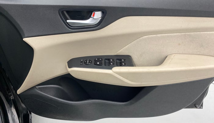2018 Hyundai Verna EX 1.6 VTVT AT, Petrol, Automatic, 40,923 km, Driver Side Door Panels Control