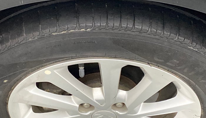 2018 Hyundai Verna EX 1.6 VTVT AT, Petrol, Automatic, 40,923 km, Left front tyre - Minor crack
