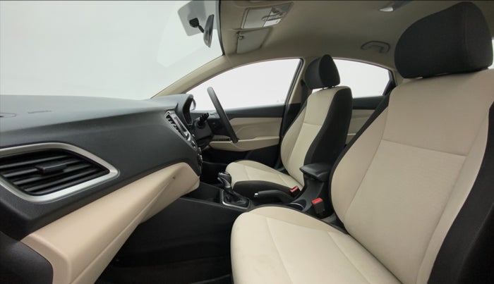 2018 Hyundai Verna EX 1.6 VTVT AT, Petrol, Automatic, 40,923 km, Right Side Front Door Cabin