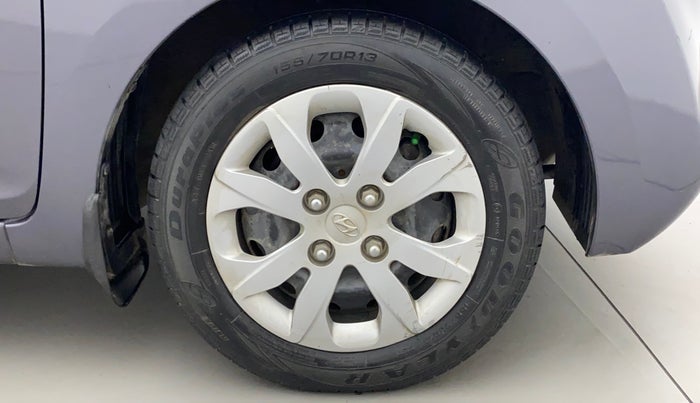 2017 Hyundai Eon MAGNA +, Petrol, Manual, 44,495 km, Right Front Wheel