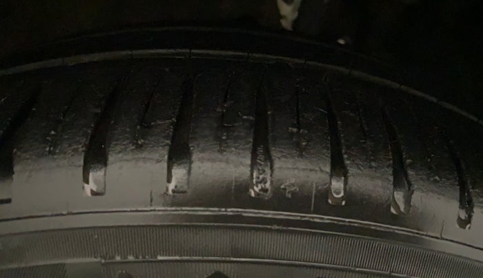 2017 Maruti Dzire ZDI PLUS, Diesel, Manual, 86,992 km, Left Rear Tyre Tread