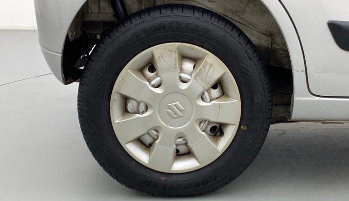 2014 Maruti Wagon R 1.0 LXI CNG, CNG, Manual, 86,713 km, Right Rear Wheel