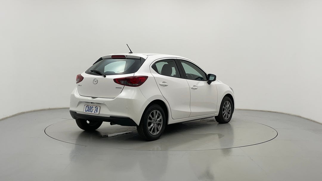 Right Back Diagonal (45- Degree) View