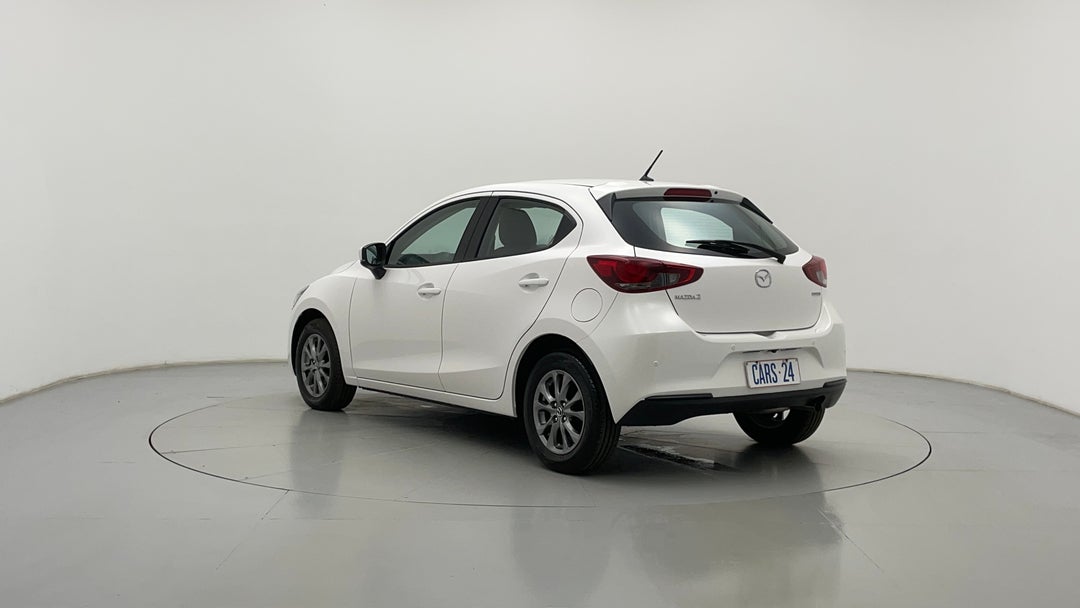 Left Back Diagonal (45- Degree) View