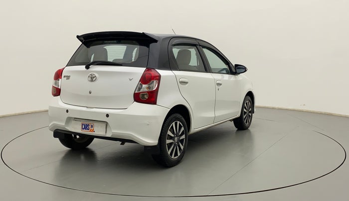 2019 Toyota Etios Liva V DUAL TONE, CNG, Manual, 82,515 km, Right Back Diagonal