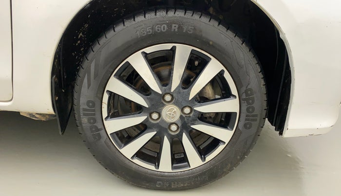 2019 Toyota Etios Liva V DUAL TONE, CNG, Manual, 82,515 km, Right Front Wheel