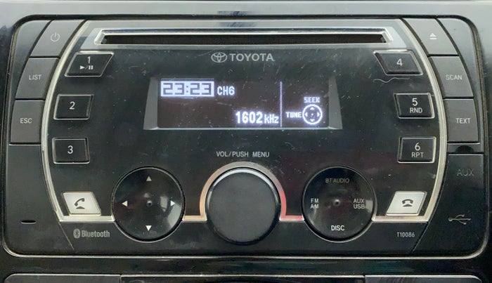 2019 Toyota Etios Liva V DUAL TONE, CNG, Manual, 82,515 km, Infotainment System