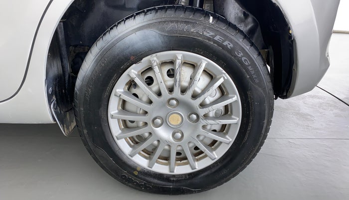 2019 Maruti Swift LXI, Petrol, Manual, 17,212 km, Left Rear Wheel