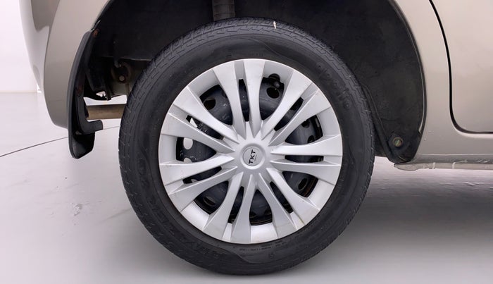 2017 Datsun Go T, Petrol, Manual, 31,023 km, Right Rear Wheel