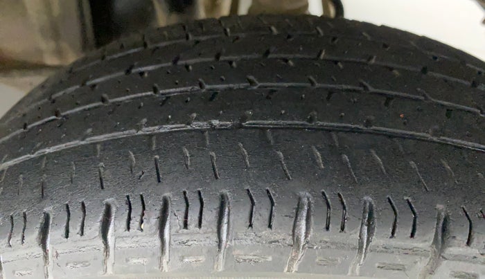 2017 Maruti Alto K10 VXI P, Petrol, Manual, 41,475 km, Left Rear Tyre Tread