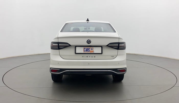 2022 Volkswagen VIRTUS HIGHLINE TSI 1.0 MT, Petrol, Manual, 9,822 km, Back/Rear