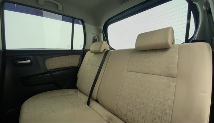 2018 Maruti Wagon R 1.0 VXI, Petrol, Manual, 42,247 km, Right Side Rear Door Cabin