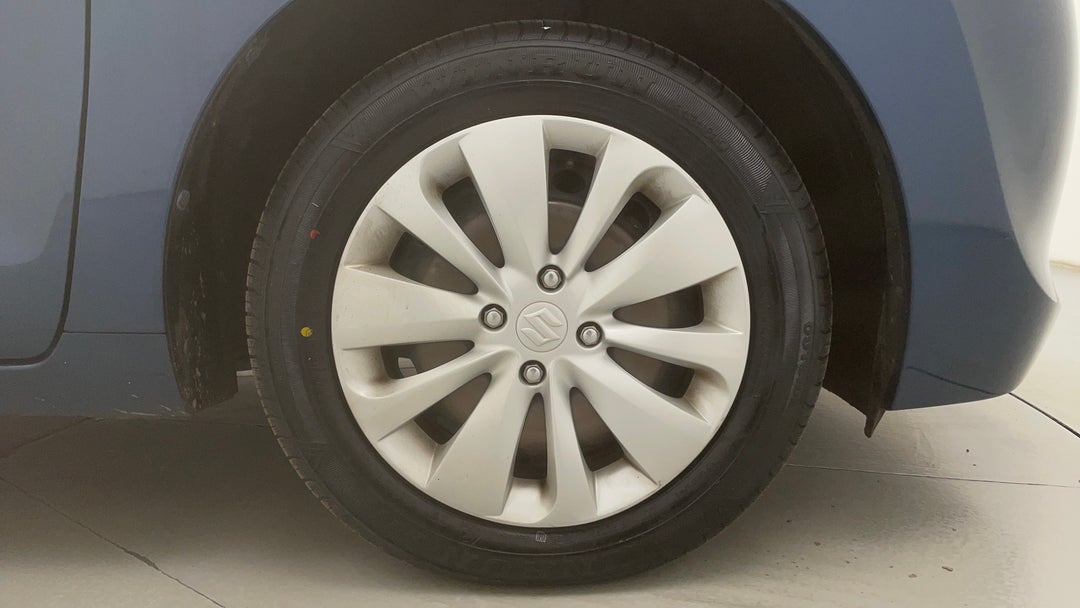 2018 Suzuki Baleno Gl, Automatic, 82354 km, Right Front Wheel