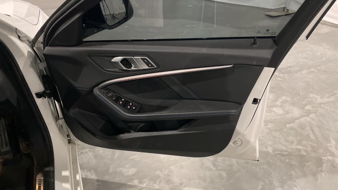 2021 BMW 1 18i M Sport, Automatic, 56455 km, Speaker View