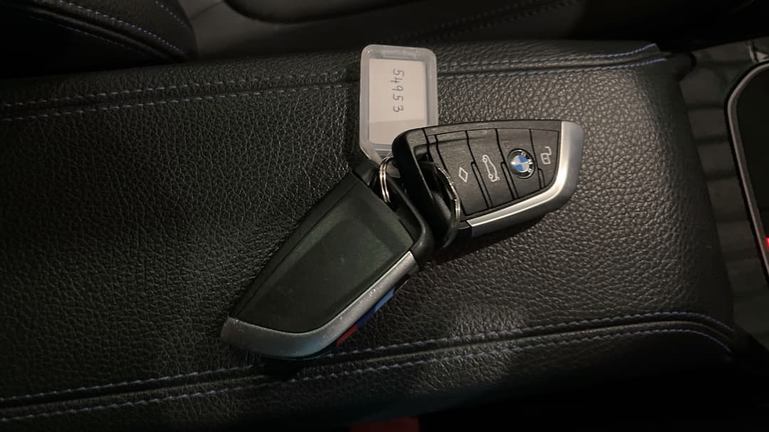 2021 BMW 1 18i M Sport, Automatic, 56455 km, Key Close-up