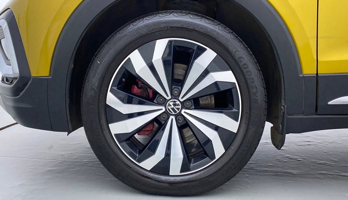 2021 Volkswagen TAIGUN GT PLUS 1.5 TSI DSG, Petrol, Automatic, 17,261 km, Left Front Wheel