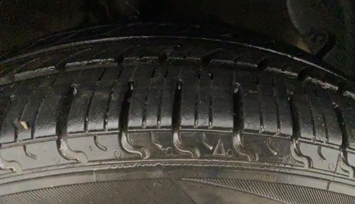 2017 Hyundai Xcent S 1.2, Petrol, Manual, 55,347 km, Right Front Tyre Tread
