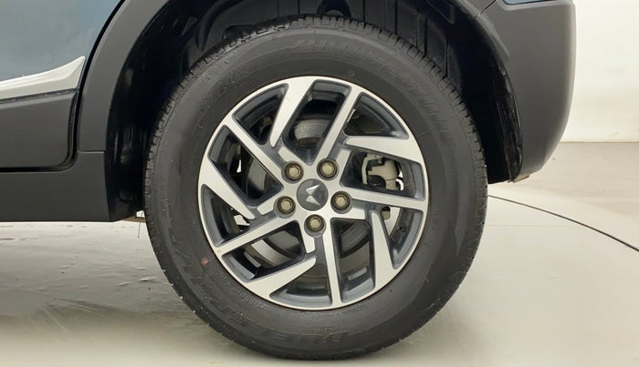 2023 Mahindra XUV300 W8 (O) 1.2 PETROL, Petrol, Manual, 694 km, Left Rear Wheel