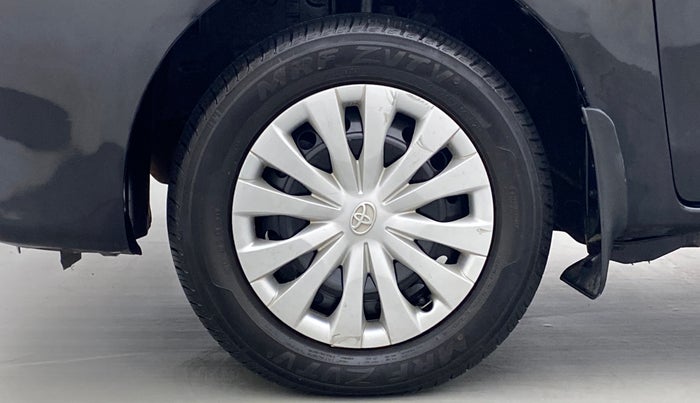 2011 Toyota Etios Liva G, Petrol, Manual, 72,409 km, Left Front Wheel