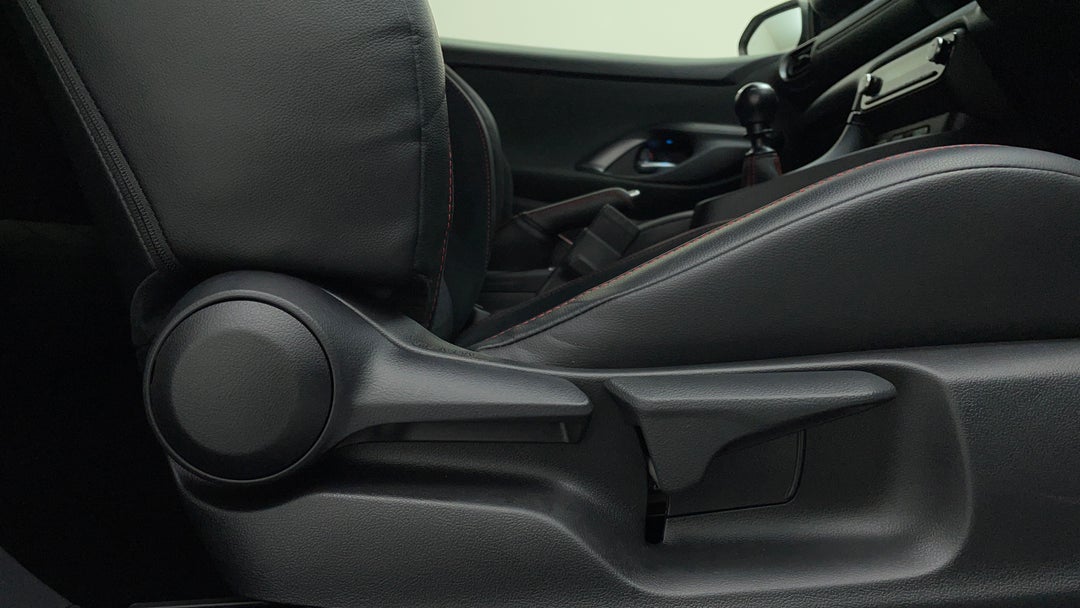 2021 Toyota Gr Yaris Rallye, Manual, 12938 km, Drivers Side Adjustment Panel