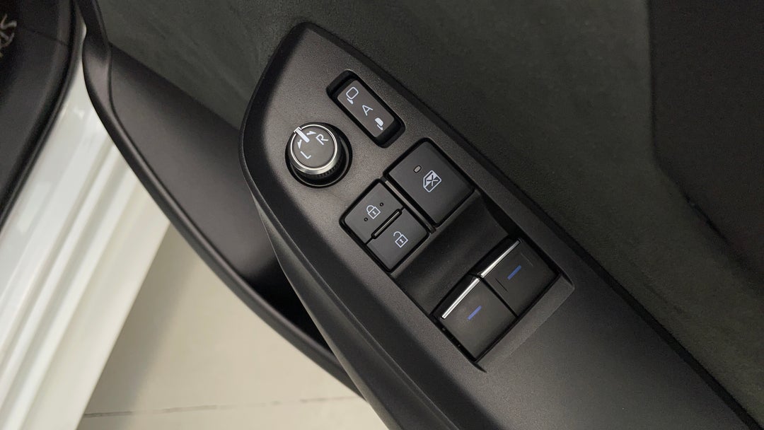 2021 Toyota Gr Yaris Rallye, Manual, 12938 km, Drivers Side Door Panel Controls