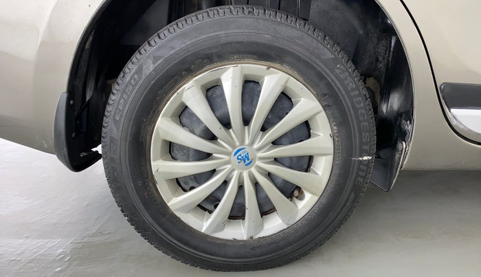2017 Maruti Dzire VXI, Petrol, Manual, 49,948 km, Right Rear Wheel