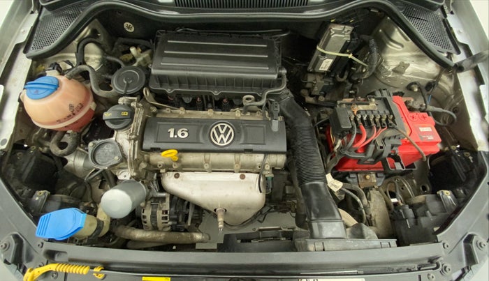 2015 Volkswagen Vento HIGHLINE 1.6 MPI, Petrol, Manual, 98,990 km, Open Bonet