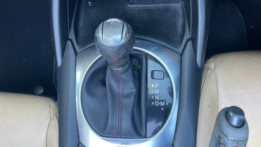 2015 Mazda MX-5 Gt, Automatic, 119255 km, Gear Lever 