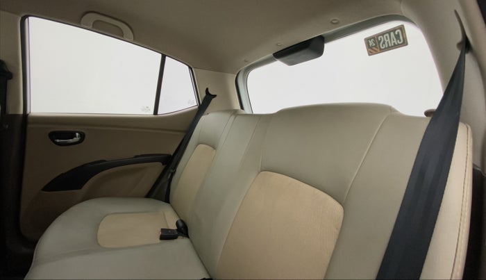 2011 Hyundai i10 MAGNA 1.2, Petrol, Manual, 74,230 km, Right Side Rear Door Cabin