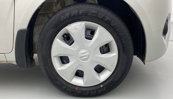2022 Maruti New Wagon-R VXI CNG 1.0, CNG, Manual, 21,656 km, Right Front Wheel