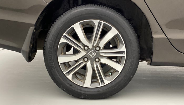 2018 Honda City V MT PETROL, Petrol, Manual, 22,453 km, Right Rear Wheel