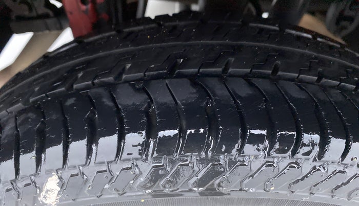 2011 Maruti Alto K10 VXI P, Petrol, Manual, 37,833 km, Right Rear Tyre Tread