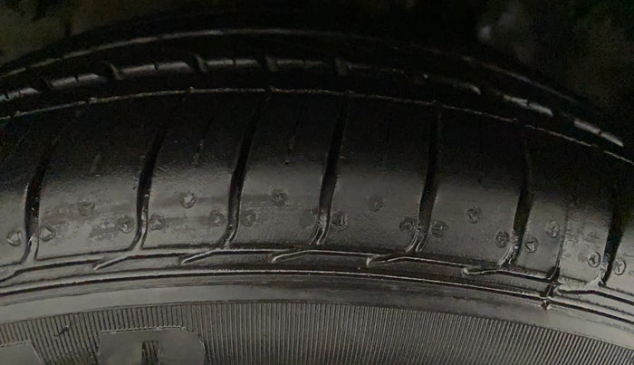 2018 Ford FREESTYLE TREND 1.2 PETROL, Petrol, Manual, 33,203 km, Right Rear Tyre Tread