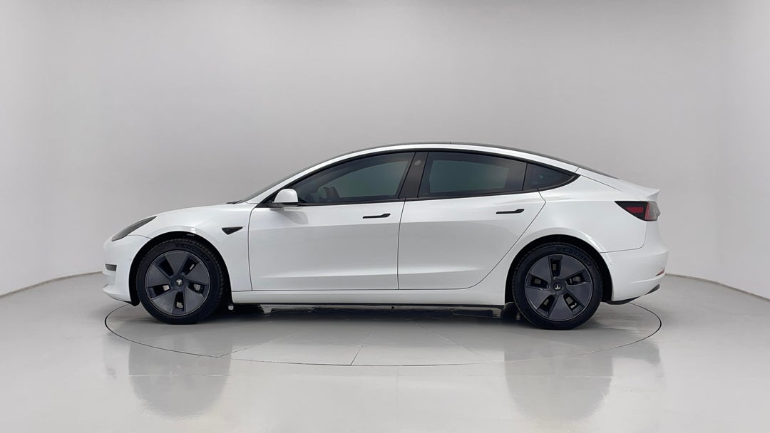 2022 Tesla Model 3 Rear-wheel Drive, Automatic, 39977 km, Left Side View