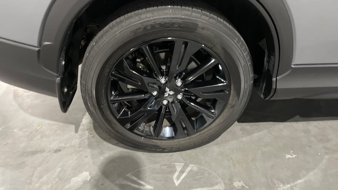 2023 Mitsubishi Eclipse Cross Ls Black Edition (2WD), Automatic, 31599 km, Right Rear Wheel
