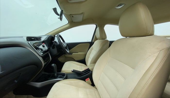 2015 Honda City SV CVT PETROL, Petrol, Automatic, 52,505 km, Right Side Front Door Cabin