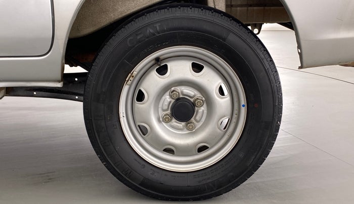 2018 Maruti Eeco 5 STR WITH AC PLUSHTR, Petrol, Manual, 41,679 km, Left Rear Wheel