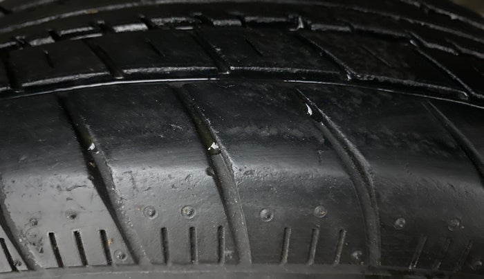 2019 Maruti New Wagon-R LXI CNG 1.0 L, CNG, Manual, 34,587 km, Left Rear Tyre Tread