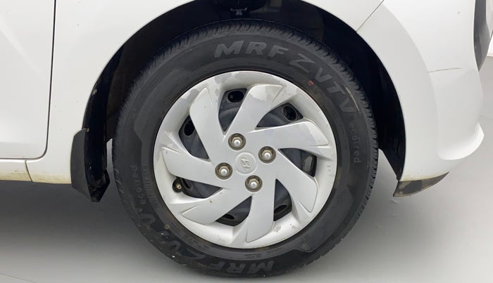 2019 Hyundai NEW SANTRO SPORTZ CNG, CNG, Manual, 1,19,947 km, Right Front Wheel