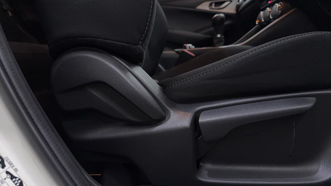 2022 Mazda CX-3 Maxx Sport (FWD), Manual, 42573 km, Drivers Side Adjustment Panel