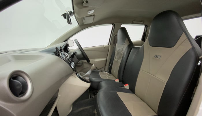 2015 Datsun Go T, Petrol, Manual, 78,195 km, Right Side Front Door Cabin