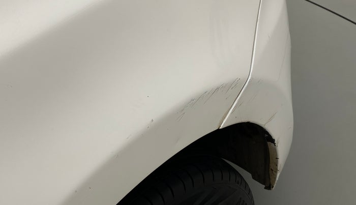 2015 Datsun Go T, Petrol, Manual, 78,195 km, Right fender - Minor scratches