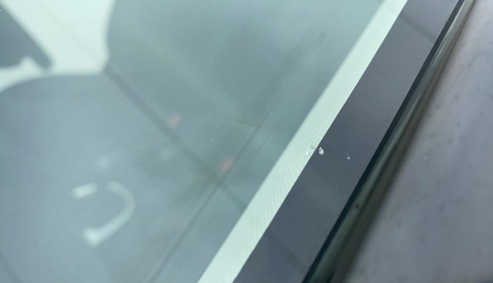 2017 Honda WR-V 1.5L I-DTEC VX MT, Diesel, Manual, 68,770 km, Front windshield - Minor spot on windshield