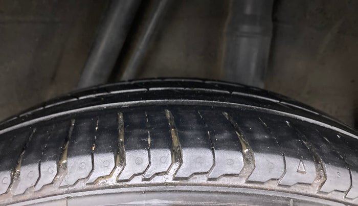 2016 Honda City 1.5L I-VTEC SV, Petrol, Manual, 53,326 km, Left Rear Tyre Tread