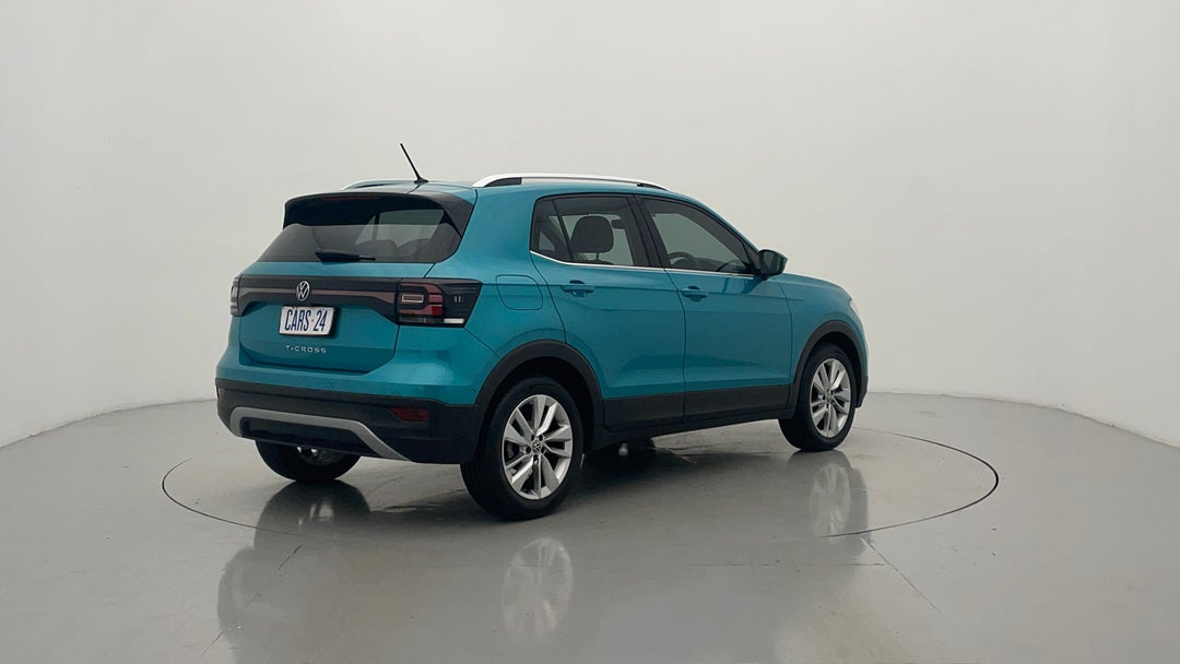 Right Back Diagonal (45- Degree) View